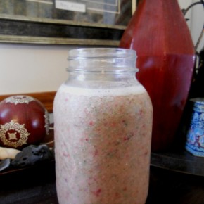 Green Smoothie With Berries